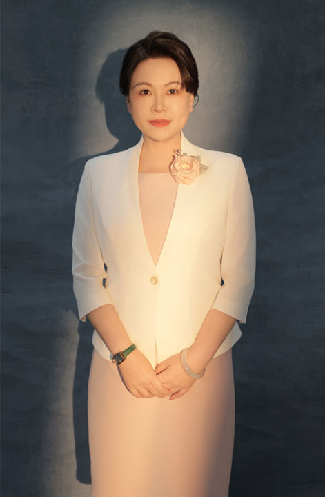 王书霞—常务理事 副秘书长